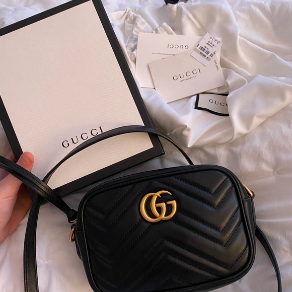 Gucci Handbags - Gucci marmont bag!!!